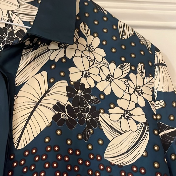 Zara vintage flowered button-up blouse - Picture 3 of 6